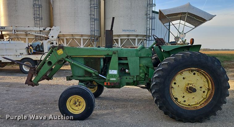 image for item DT7658 1972 John Deere 4020 tractor