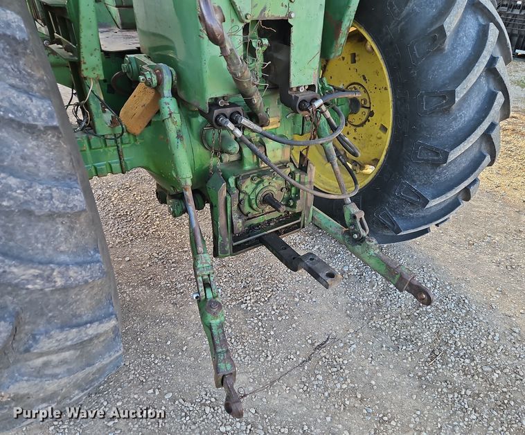image for item DT7658 1972 John Deere 4020 tractor