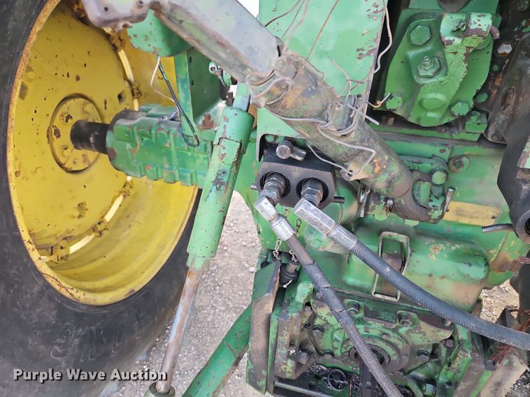 image for item DT7658 1972 John Deere 4020 tractor