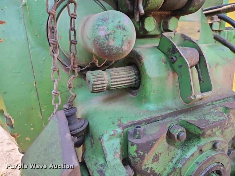 image for item DT7658 1972 John Deere 4020 tractor