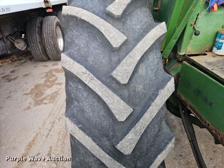 image for item DT7658 1972 John Deere 4020 tractor