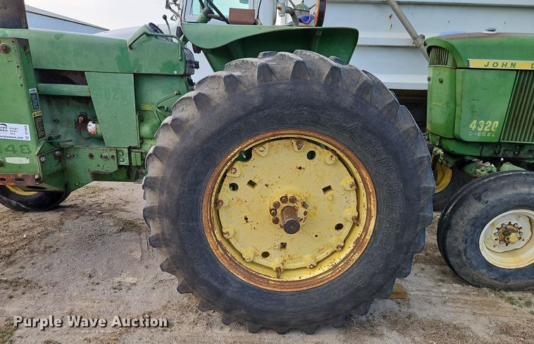 image for item DT7658 1972 John Deere 4020 tractor