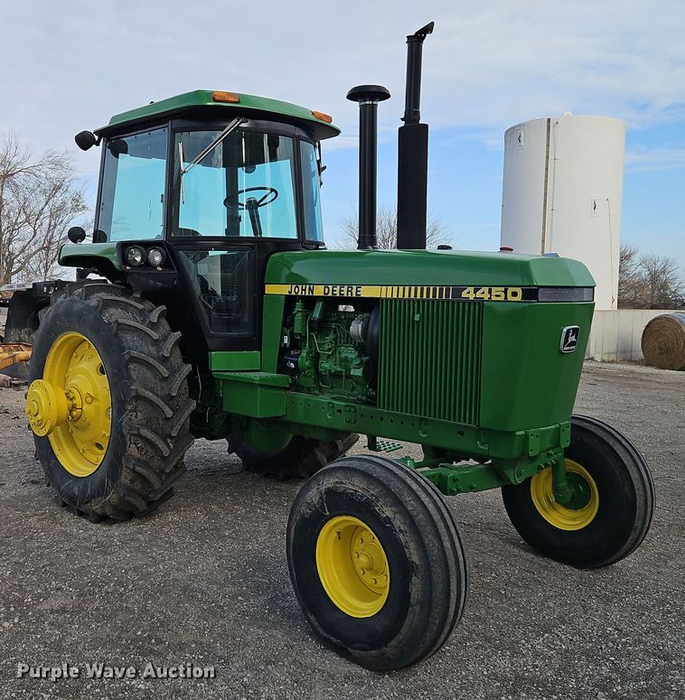 image for item DT7659 1983 John Deere 4450 tractor