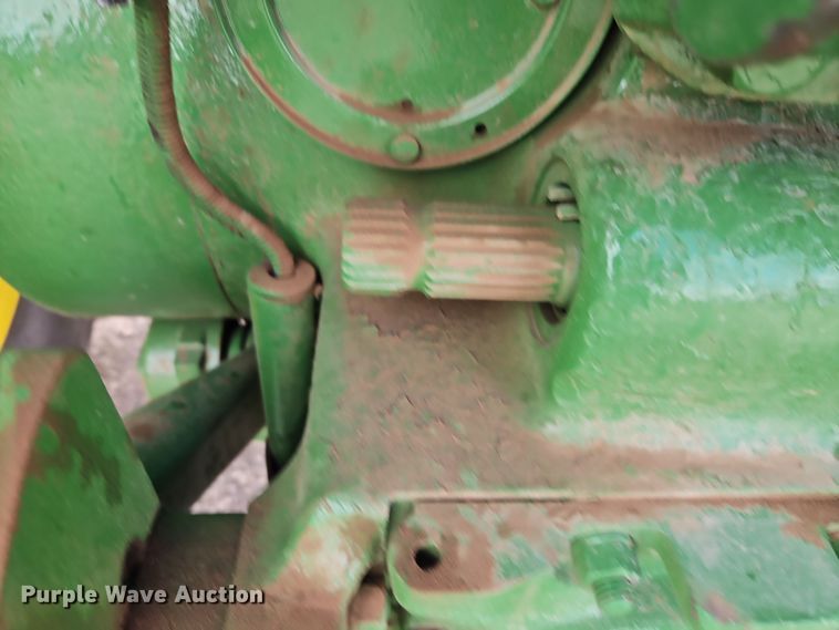 image for item DT7659 1983 John Deere 4450 tractor