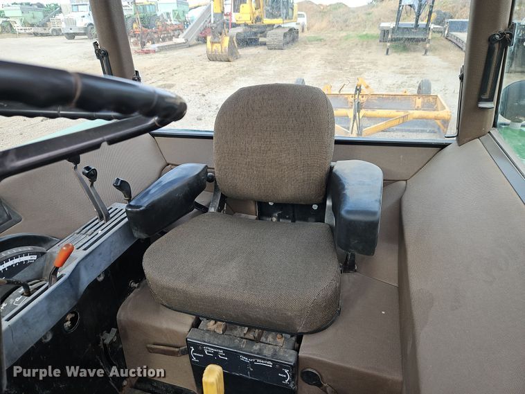 image for item DT7659 1983 John Deere 4450 tractor