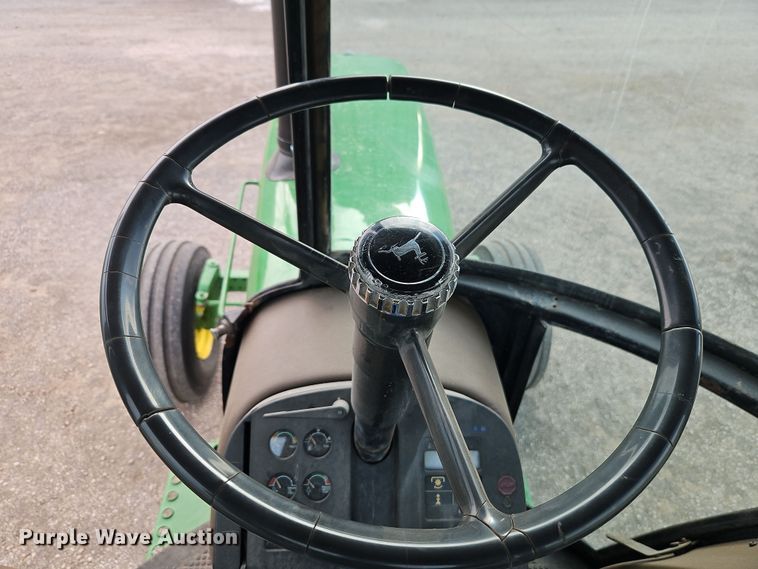 image for item DT7659 1983 John Deere 4450 tractor