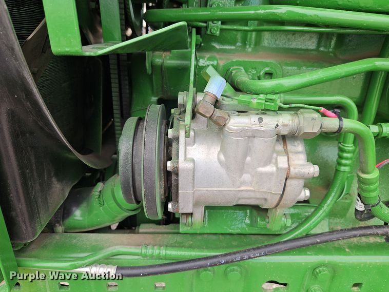 image for item DT7659 1983 John Deere 4450 tractor