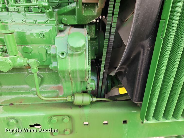 image for item DT7659 1983 John Deere 4450 tractor