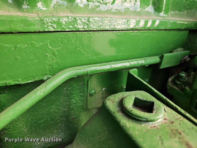 image for item DT7659 1983 John Deere 4450 tractor