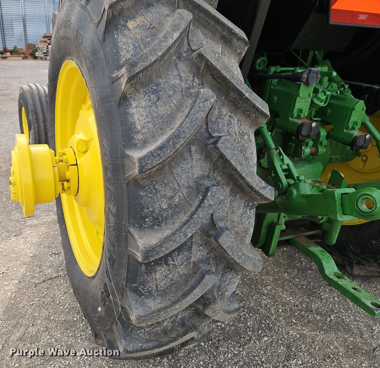 image for item DT7659 1983 John Deere 4450 tractor