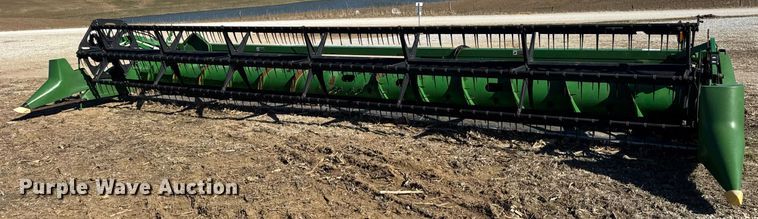 image for item DU3371 2006 John Deere 630F flex head