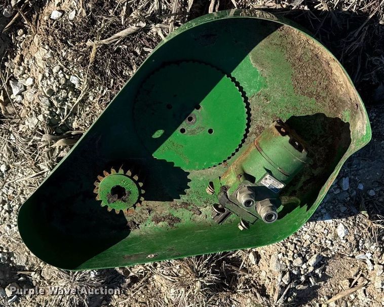 image for item DU3371 2006 John Deere 630F flex head