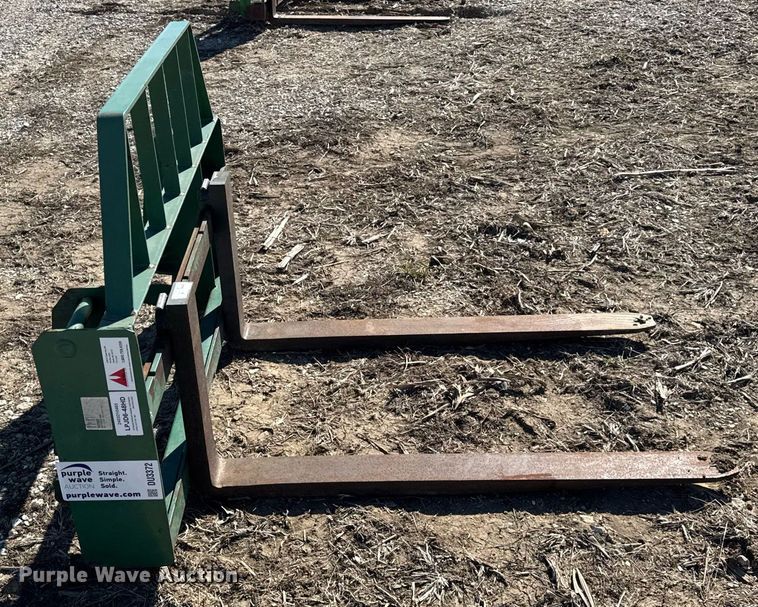 image for item DU3372 Tri-L Manufacturing LPJD6-48HD forks