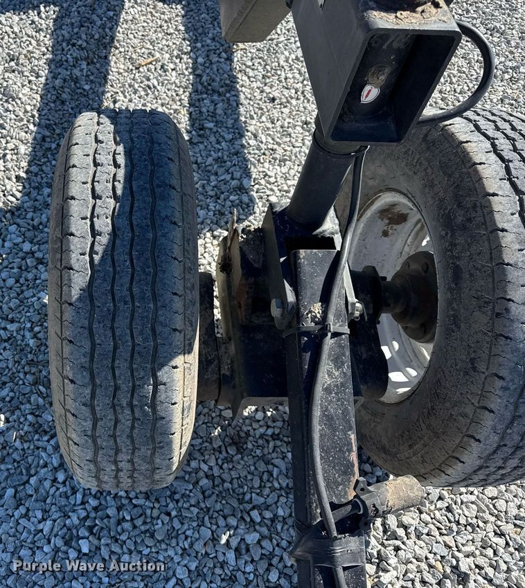 image for item DU3377 Maurer Manufacturing M32 header trailer