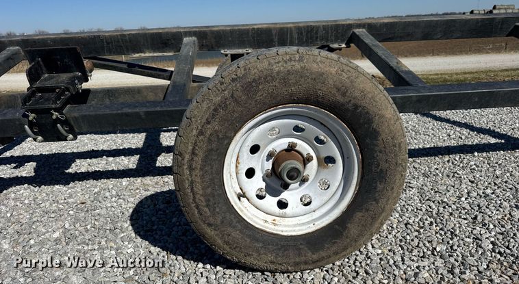 image for item DU3377 Maurer Manufacturing M32 header trailer