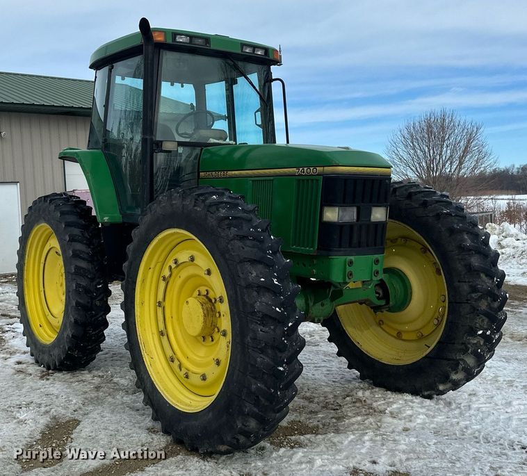 image for item DV0643 1996 John Deere 7400 MFWD tractor