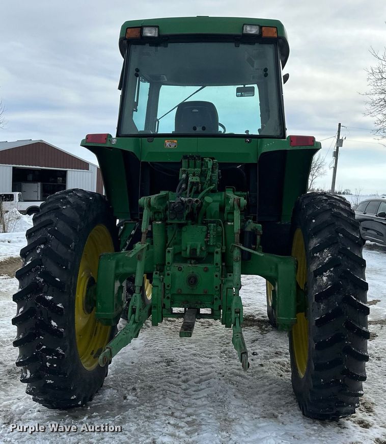 image for item DV0643 1996 John Deere 7400 MFWD tractor