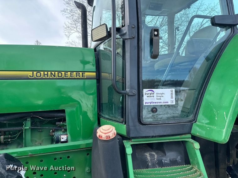 image for item DV0643 1996 John Deere 7400 MFWD tractor