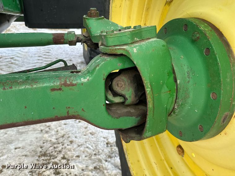 image for item DV0643 1996 John Deere 7400 MFWD tractor