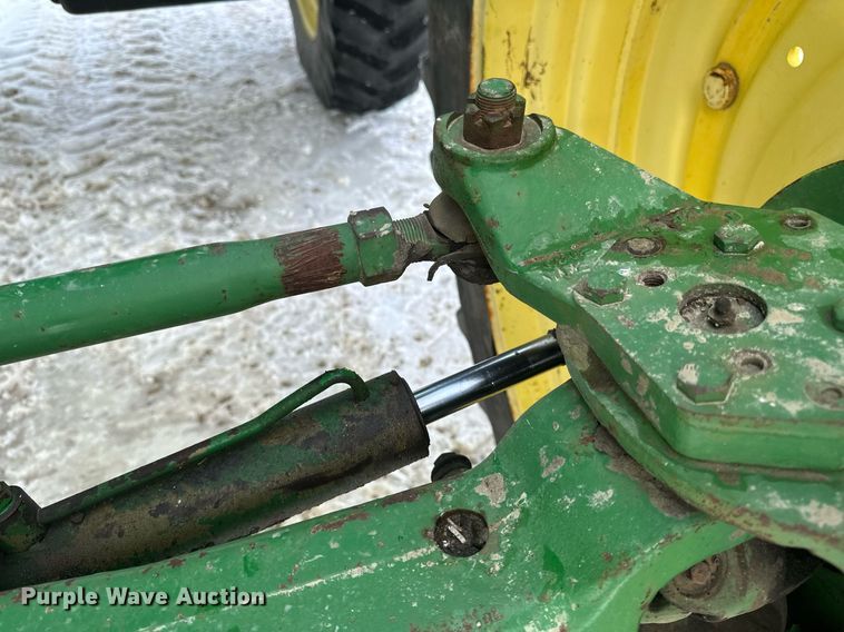 image for item DV0643 1996 John Deere 7400 MFWD tractor