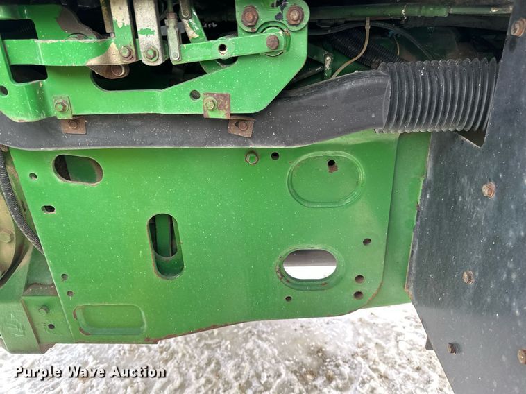 image for item DV0643 1996 John Deere 7400 MFWD tractor