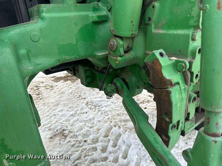 image for item DV0643 1996 John Deere 7400 MFWD tractor