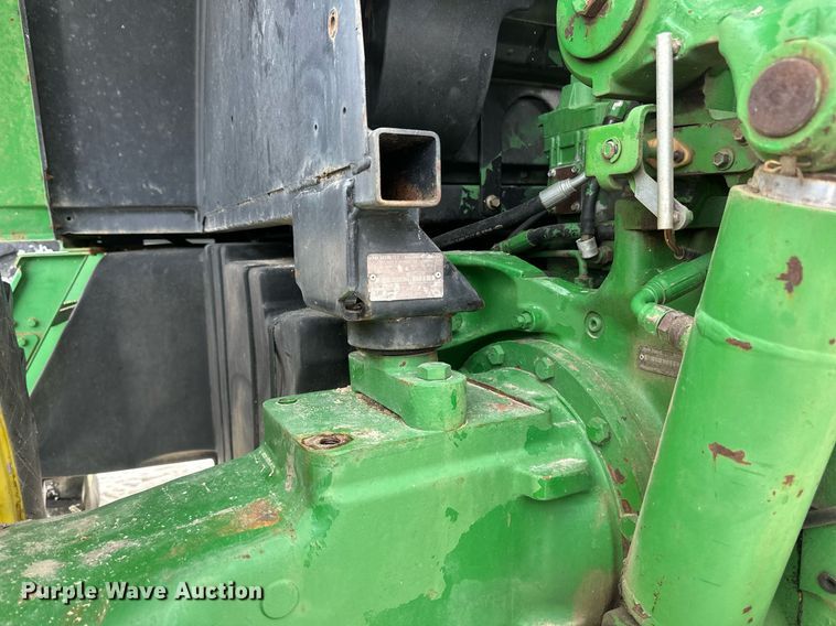 image for item DV0643 1996 John Deere 7400 MFWD tractor