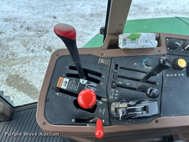 image for item DV0643 1996 John Deere 7400 MFWD tractor