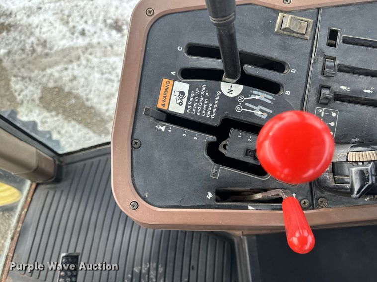 image for item DV0643 1996 John Deere 7400 MFWD tractor