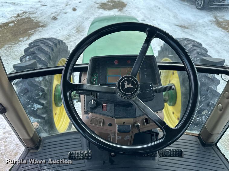 image for item DV0643 1996 John Deere 7400 MFWD tractor