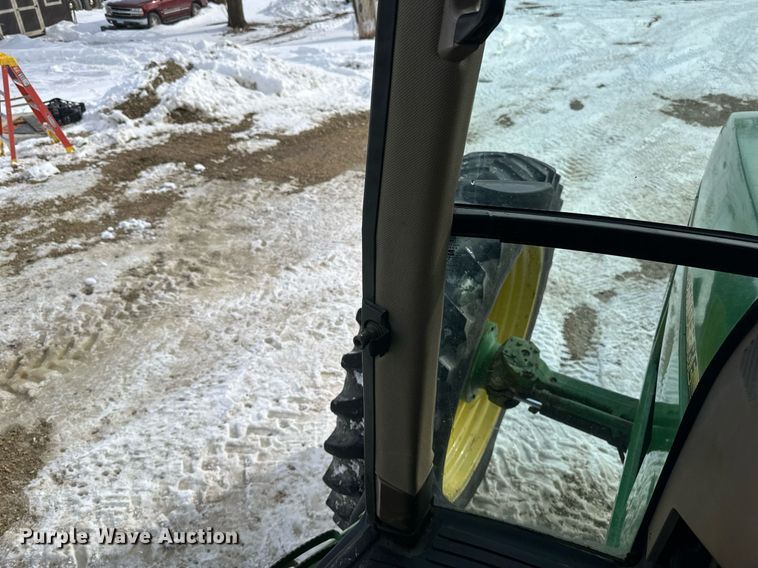 image for item DV0643 1996 John Deere 7400 MFWD tractor