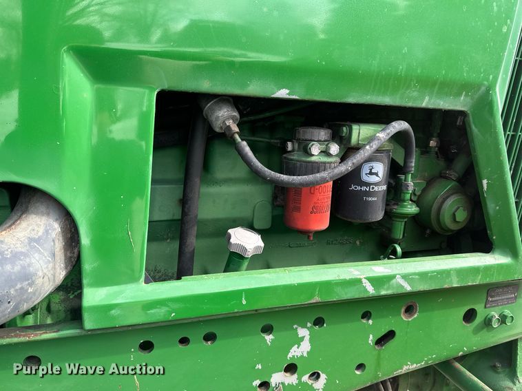 image for item DV0643 1996 John Deere 7400 MFWD tractor