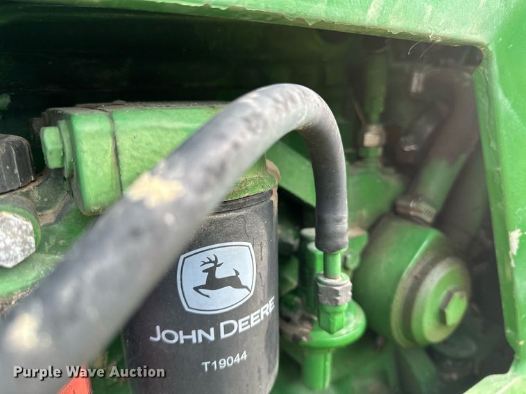 image for item DV0643 1996 John Deere 7400 MFWD tractor