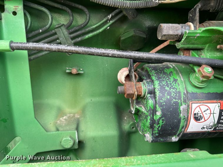 image for item DV0643 1996 John Deere 7400 MFWD tractor