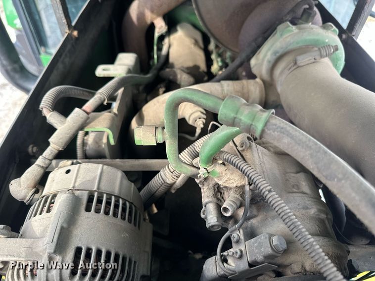 image for item DV0643 1996 John Deere 7400 MFWD tractor