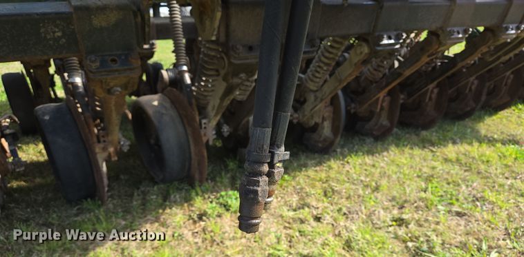 image for item DV1340 John Deere 1560 no-till grain drill