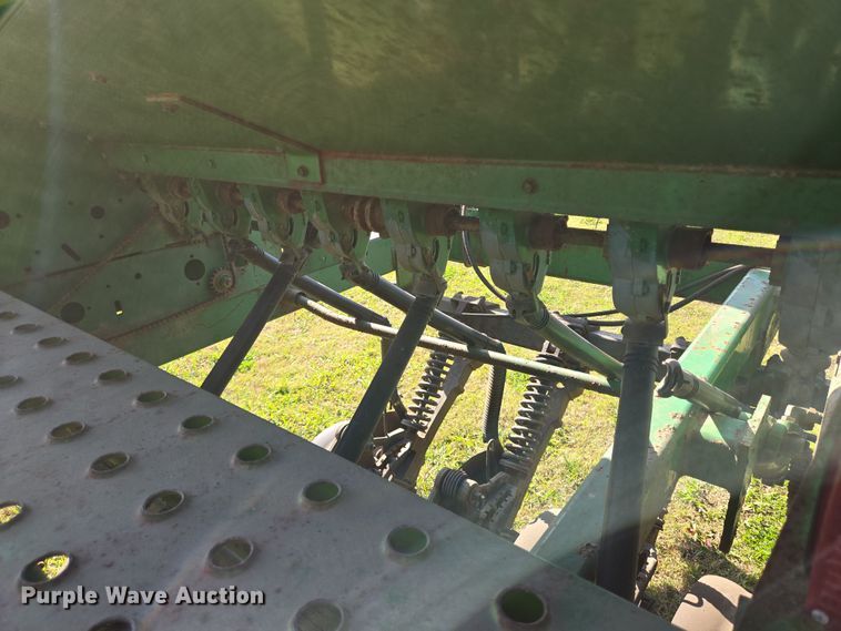image for item DV1340 John Deere 1560 no-till grain drill