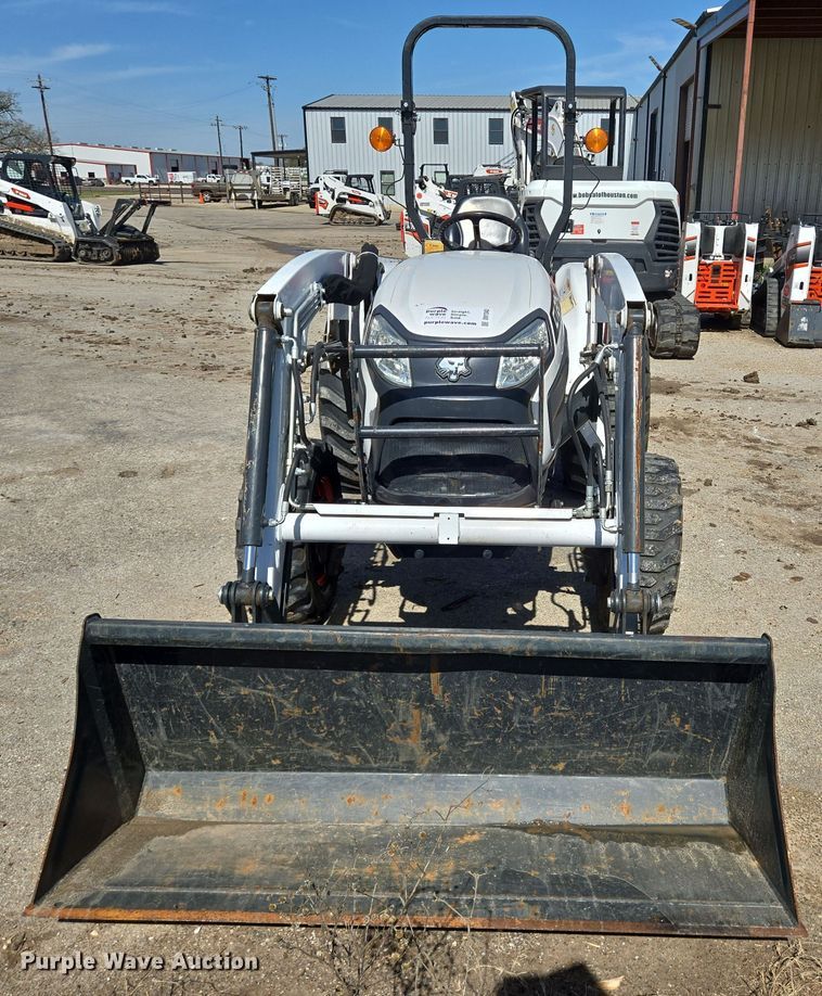 image for item DV1343 2021 Bobcat CT2040 MFWD tractor