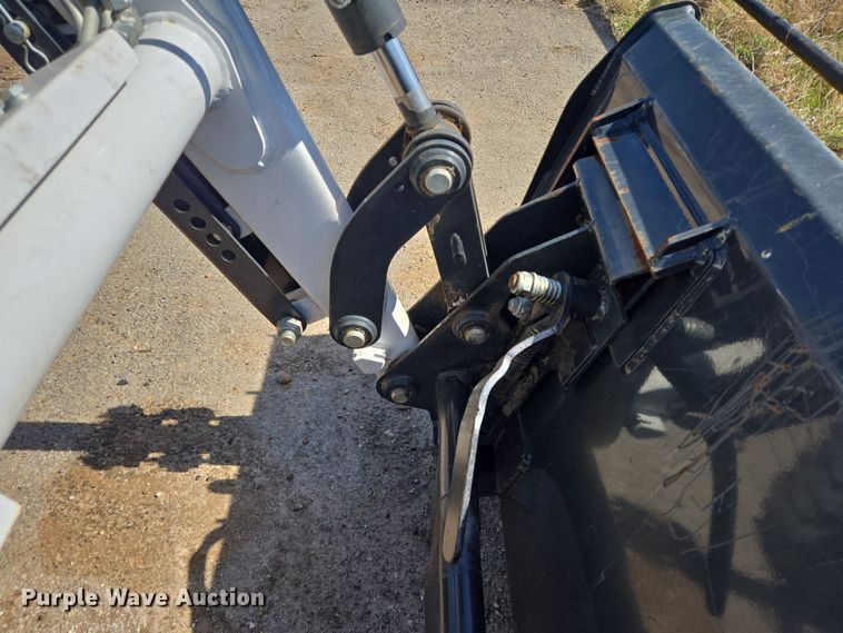 image for item DV1343 2021 Bobcat CT2040 MFWD tractor