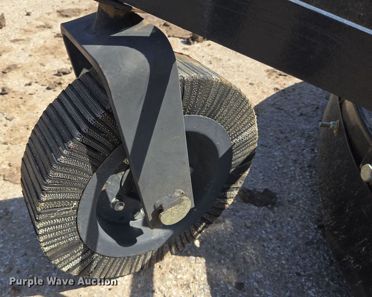 image for item DV1343 2021 Bobcat CT2040 MFWD tractor