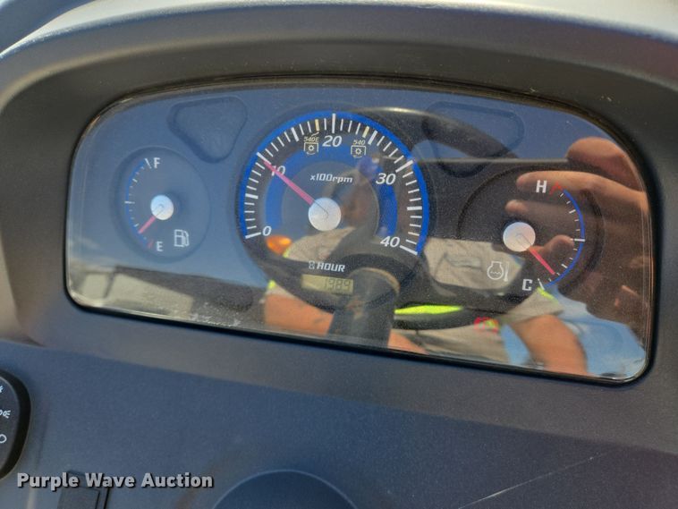 image for item DV1343 2021 Bobcat CT2040 MFWD tractor