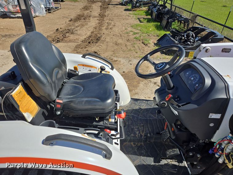 image for item DV1343 2021 Bobcat CT2040 MFWD tractor