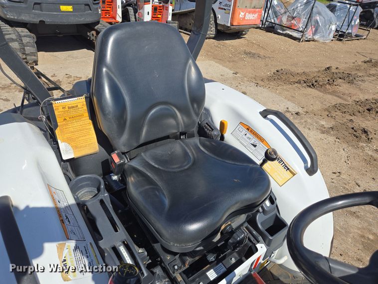 image for item DV1343 2021 Bobcat CT2040 MFWD tractor
