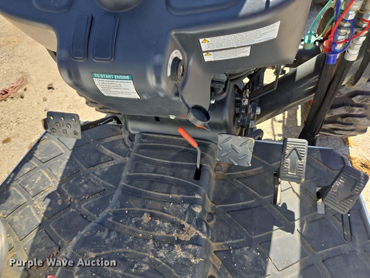 image for item DV1343 2021 Bobcat CT2040 MFWD tractor