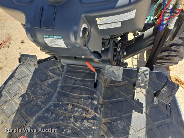 image for item DV1343 2021 Bobcat CT2040 MFWD tractor