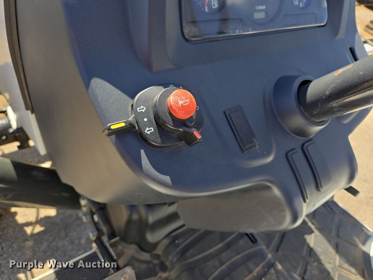 image for item DV1343 2021 Bobcat CT2040 MFWD tractor