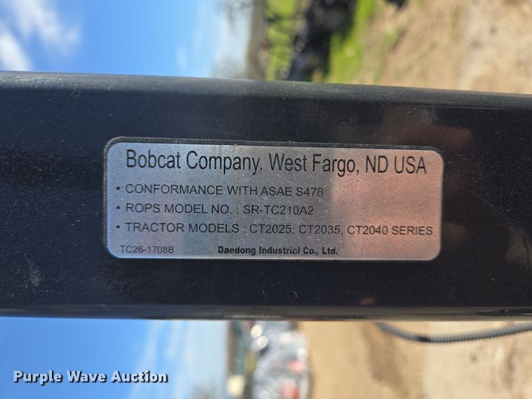 image for item DV1343 2021 Bobcat CT2040 MFWD tractor