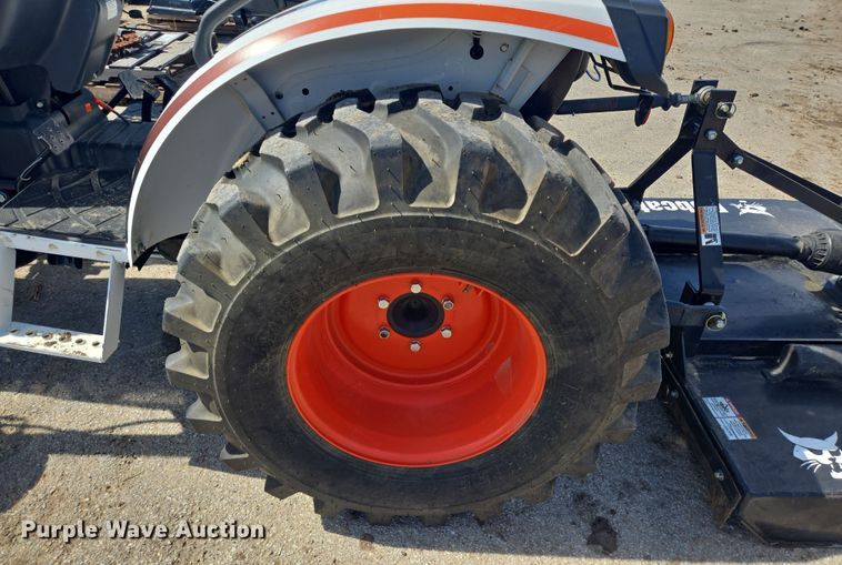 image for item DV1343 2021 Bobcat CT2040 MFWD tractor