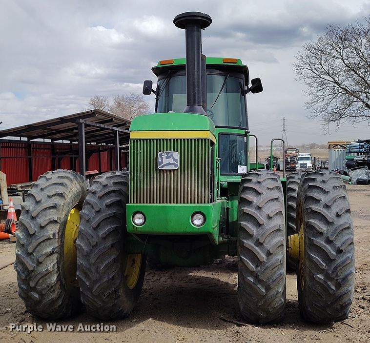 image for item DV6696 1978 John Deere 8430 4WD tractor