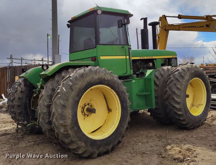 image for item DV6696 1978 John Deere 8430 4WD tractor